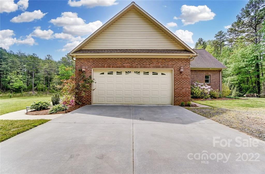 1275 Bridges Acres Road Kannapolis, NC 28083 - Photo 45 of 48 Gallery Image 45
