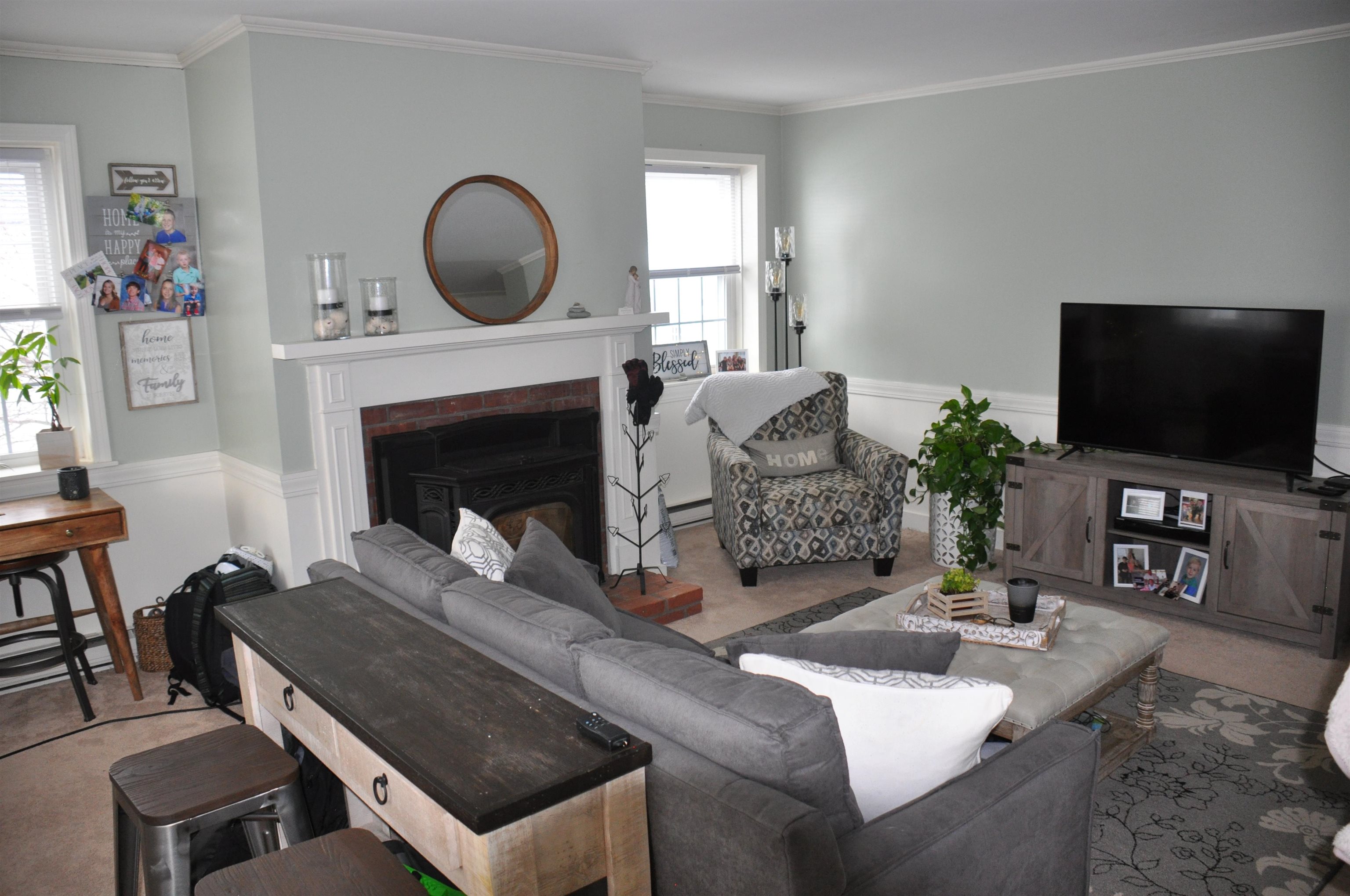 278 Main Street Hopkinton, NH 03229 - Photo 5 of 11