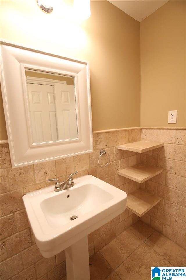 2604 Rainer Drive Northeast Birmingham, AL 35215 - Photo 35 of 50