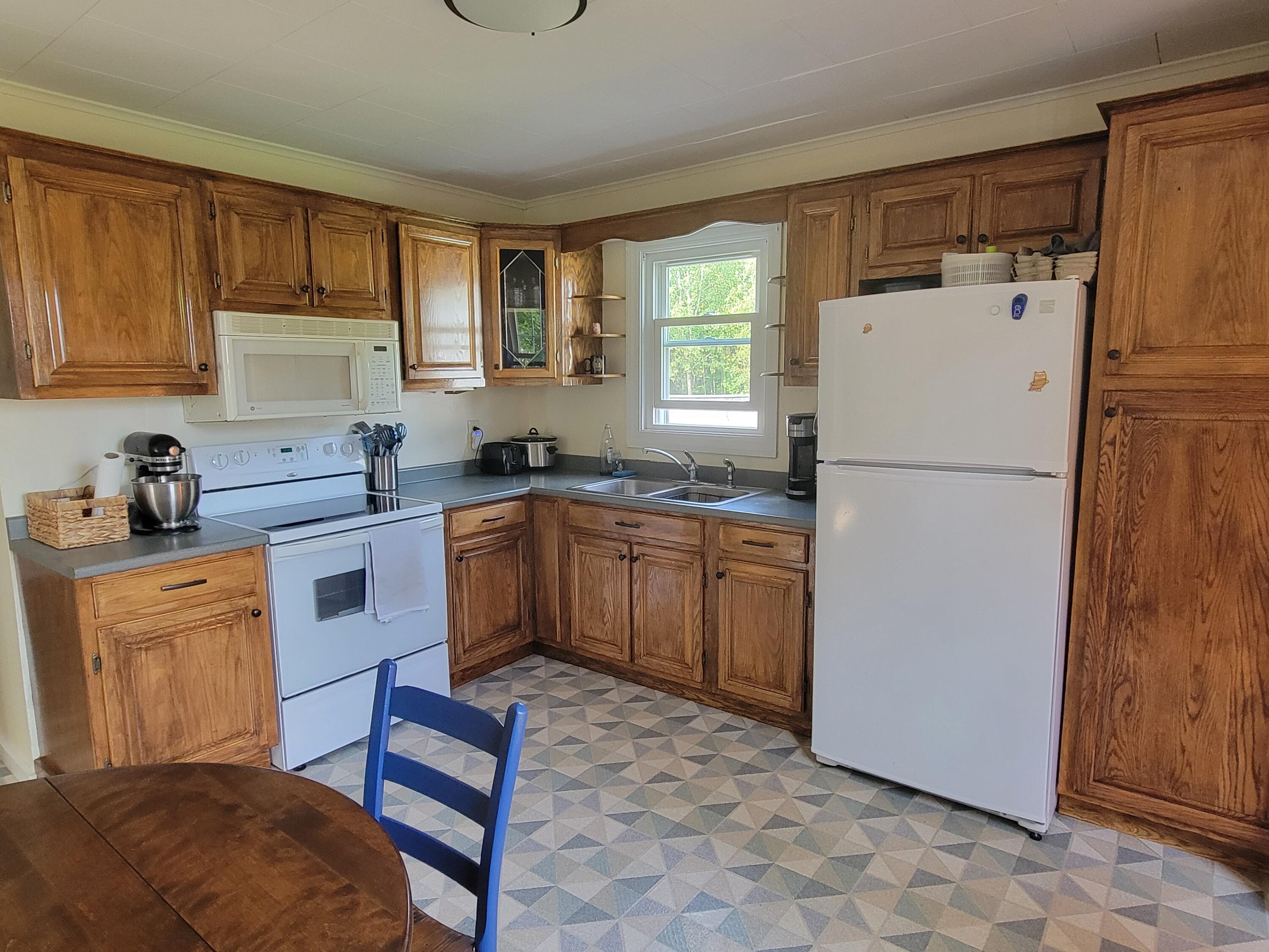 84 Russ Street Caribou, ME 04736 - Photo 9 of 23 9-20240831_085049