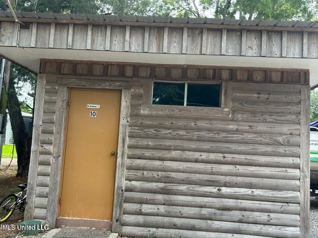 $975,000 | 101 Sportsman Lane, Ferriday, LA 71334