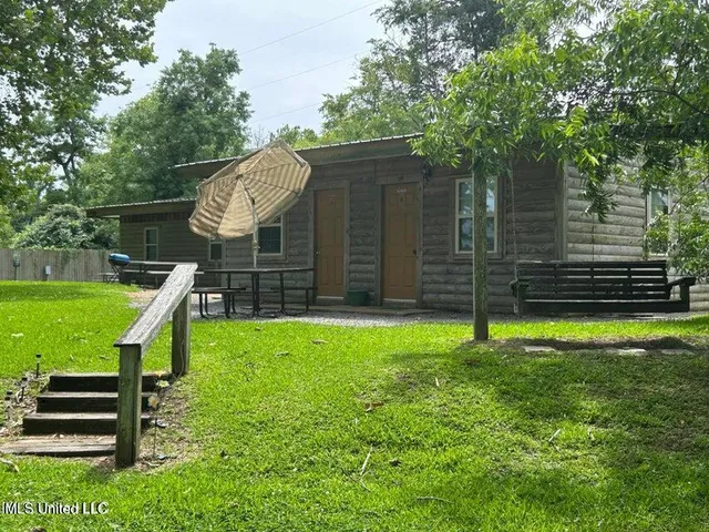 $975,000 | 101 Sportsman Lane, Ferriday, LA 71334