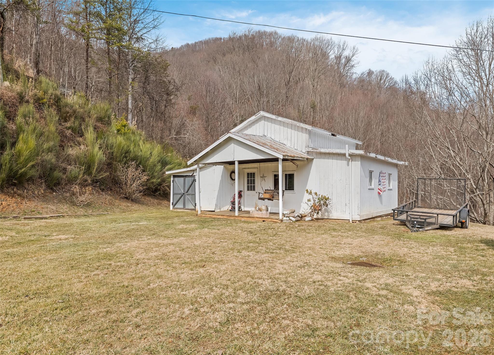 15 Whitted Road Canton, NC 28716 - Photo 37 of 38 a house with trees in the background