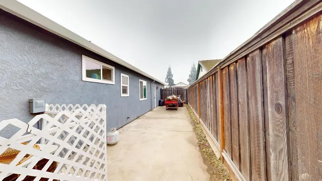 $569,950 | 1847 Bergthold Street, Manteca, CA 95336