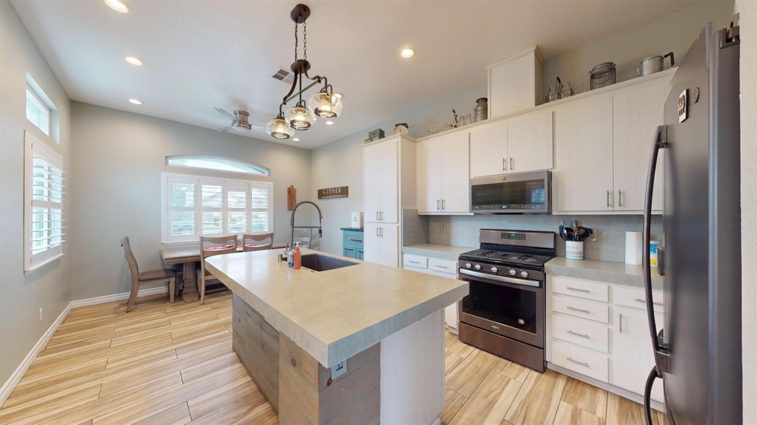 1847 Bergthold Street Manteca, CA 95336 - Photo 5 of 23