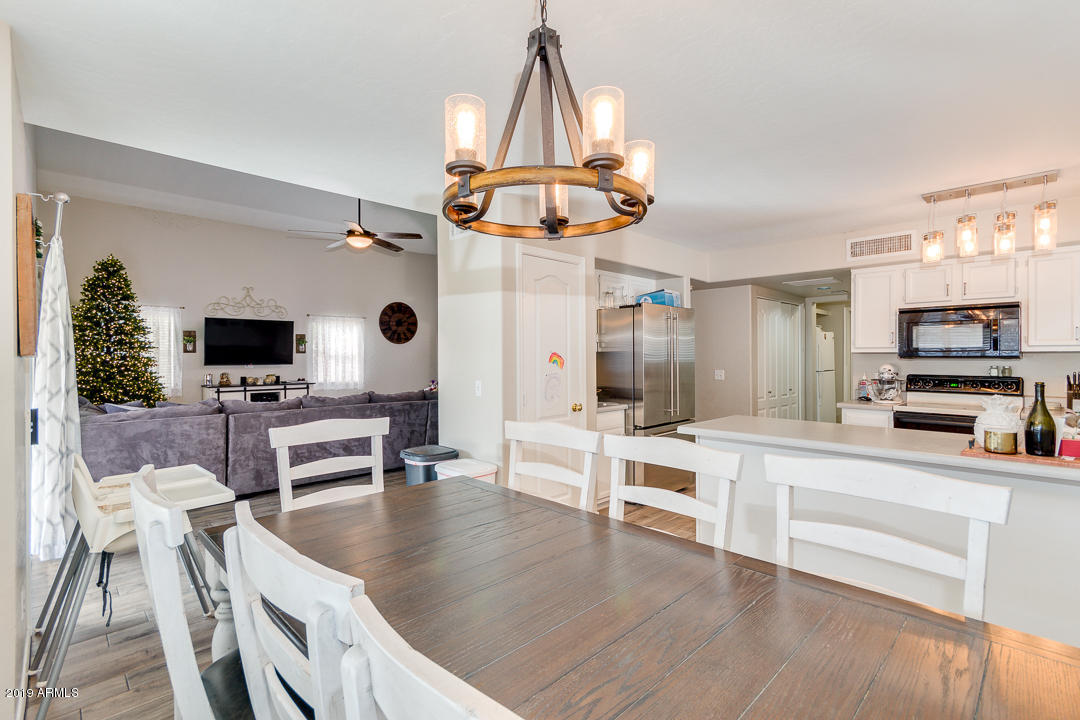 823 West Shellfish Drive Gilbert, AZ 85233 - Photo 8 of 37 12-Shellfish