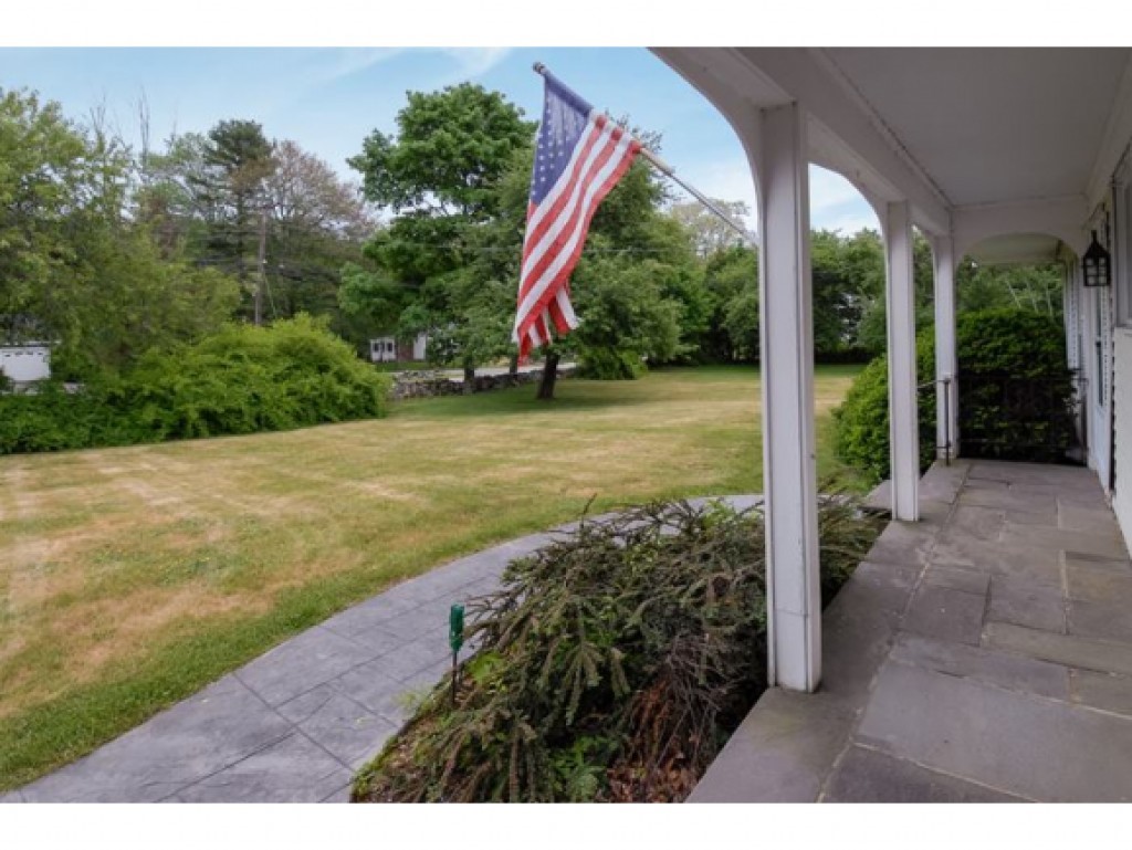 7 Depot Road Hampton Falls, NH 03844 - Photo 2 of 26
