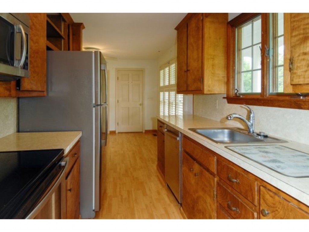 7 Depot Road Hampton Falls, NH 03844 - Photo 6 of 26