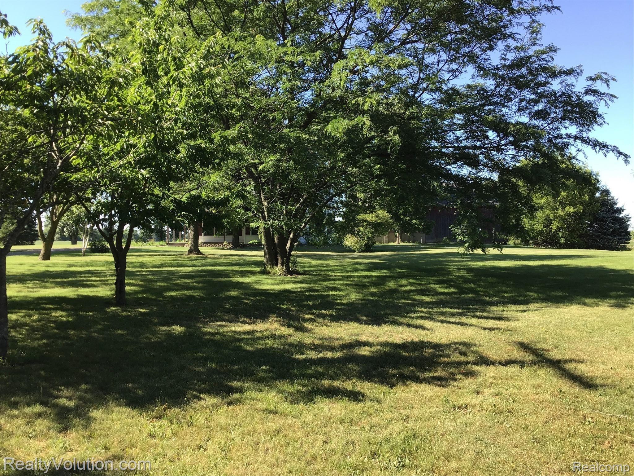 6105 Armstrong Road Imlay City, MI 48444 - Photo 12 of 45 1AA2E6BA-F4FC-4229-851E-7E12FACC8131.jpeg
