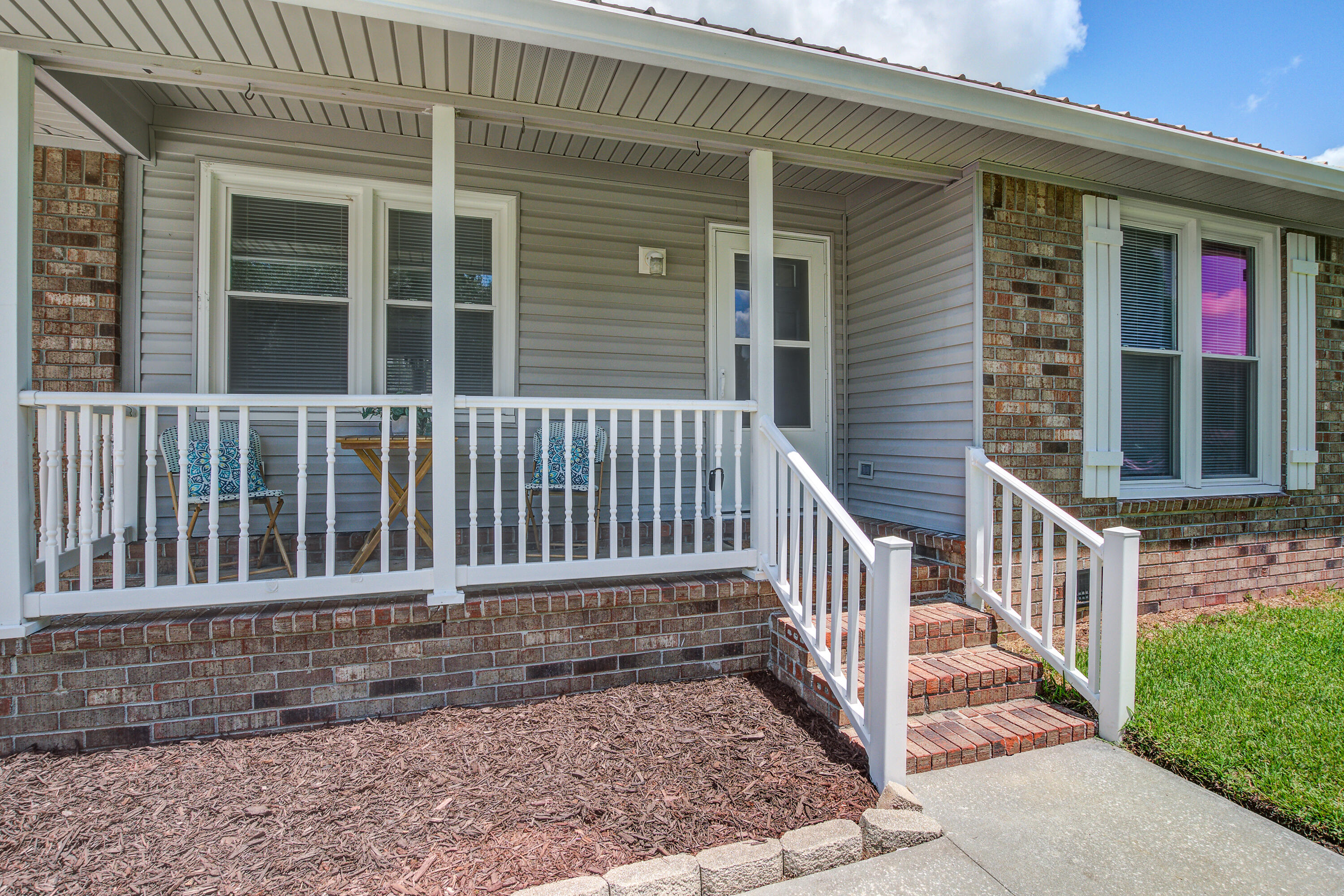 717 Beauregard Road Summerville, SC 29486 - Photo 7 of 27 717 (26)