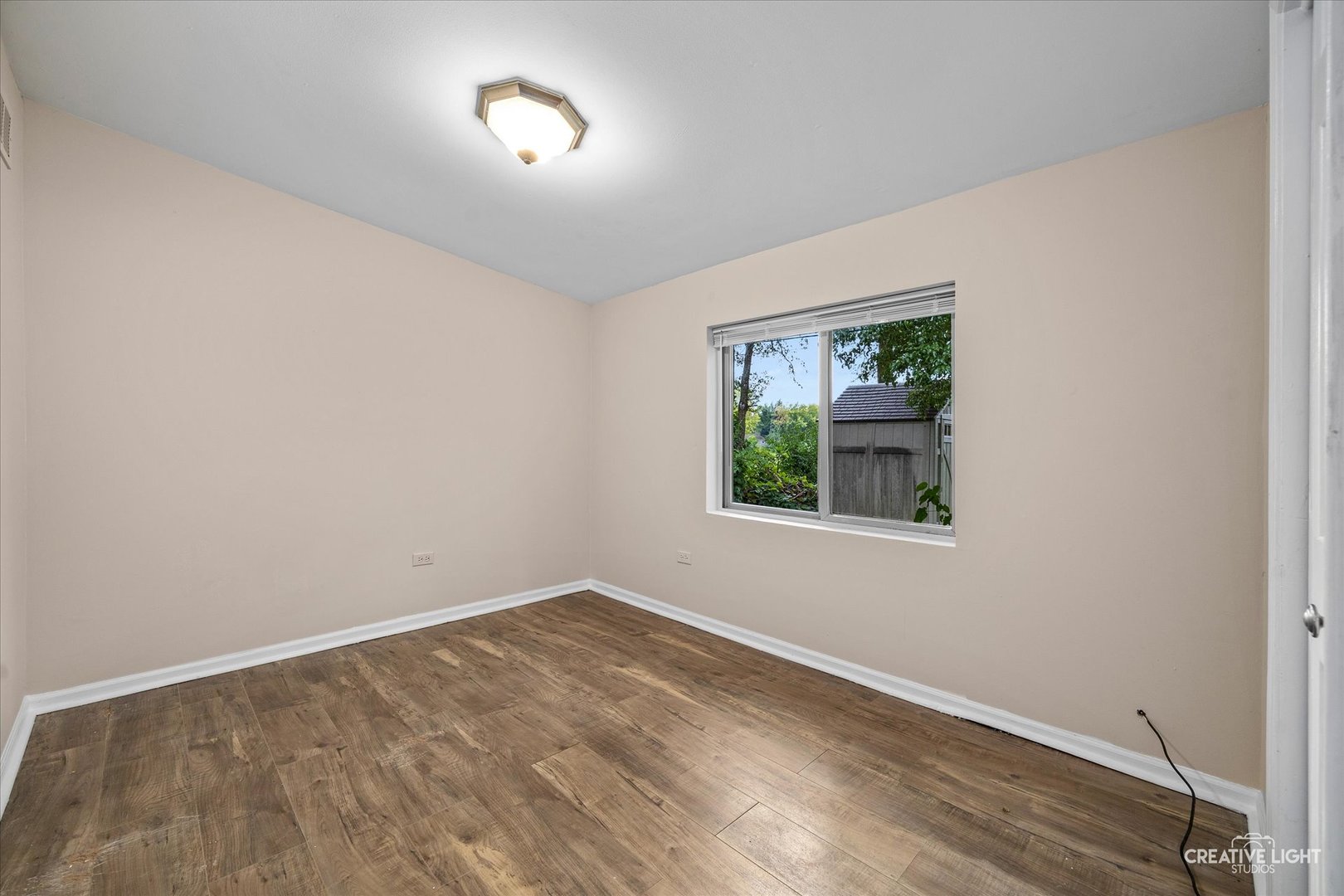 9 Sparrow Road Carpentersville, IL 60110 - Photo 11 of 17