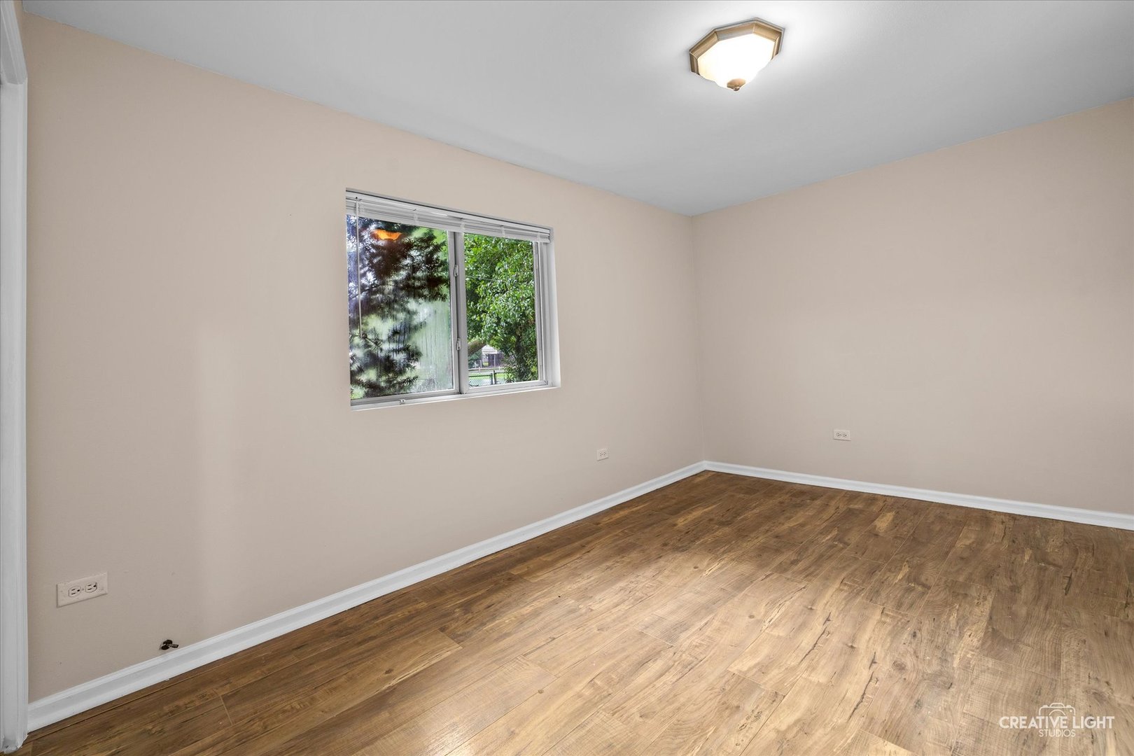 9 Sparrow Road Carpentersville, IL 60110 - Photo 10 of 17