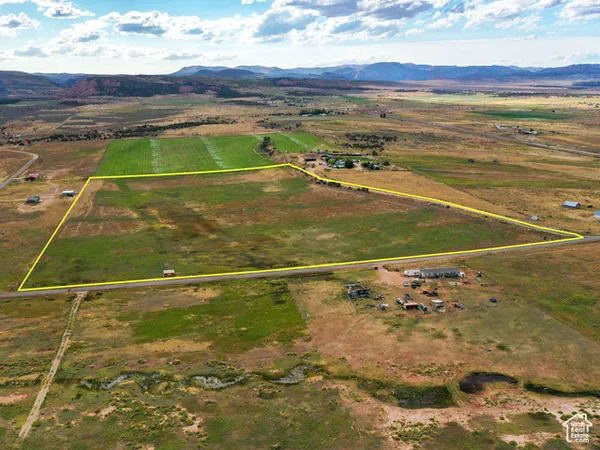 $955,500 | 45050 West 6300 South, Fruitland, UT 84027