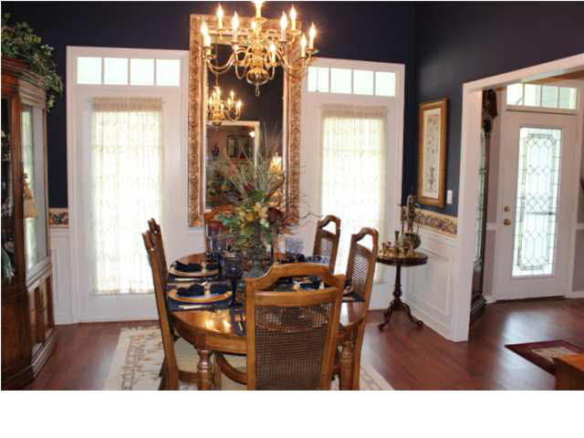 121 Falcon Ridge Drive Raymond, MS 39154 - Photo 21 of 47 Dining