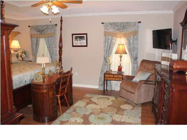 121 Falcon Ridge Drive Raymond, MS 39154 - Photo 24 of 47 Master Suite