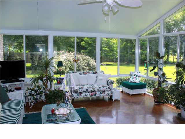 121 Falcon Ridge Drive Raymond, MS 39154 - Photo 36 of 47 Sunroom