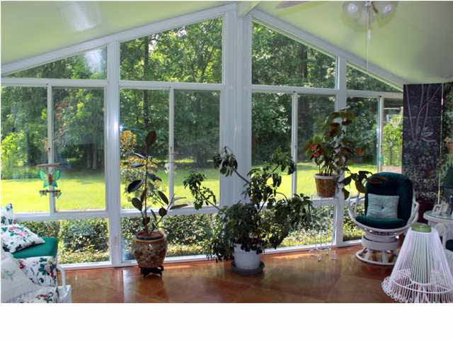 121 Falcon Ridge Drive Raymond, MS 39154 - Photo 38 of 47 Sunroom