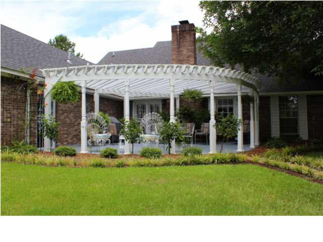 121 Falcon Ridge Drive Raymond, MS 39154 - Photo 41 of 47 Patio with Arbor