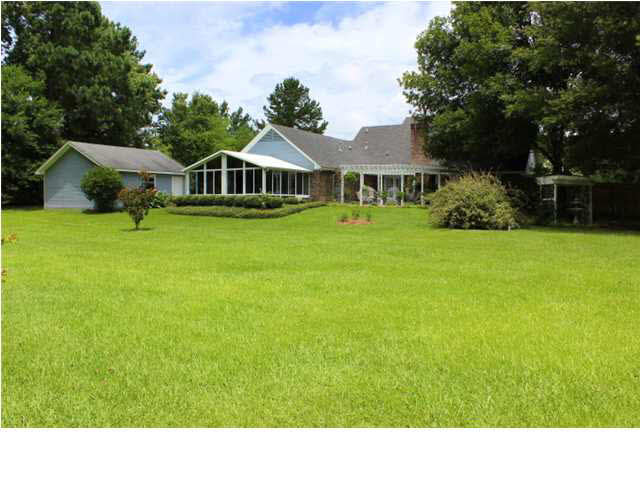 121 Falcon Ridge Drive Raymond, MS 39154 - Photo 44 of 47 Back View