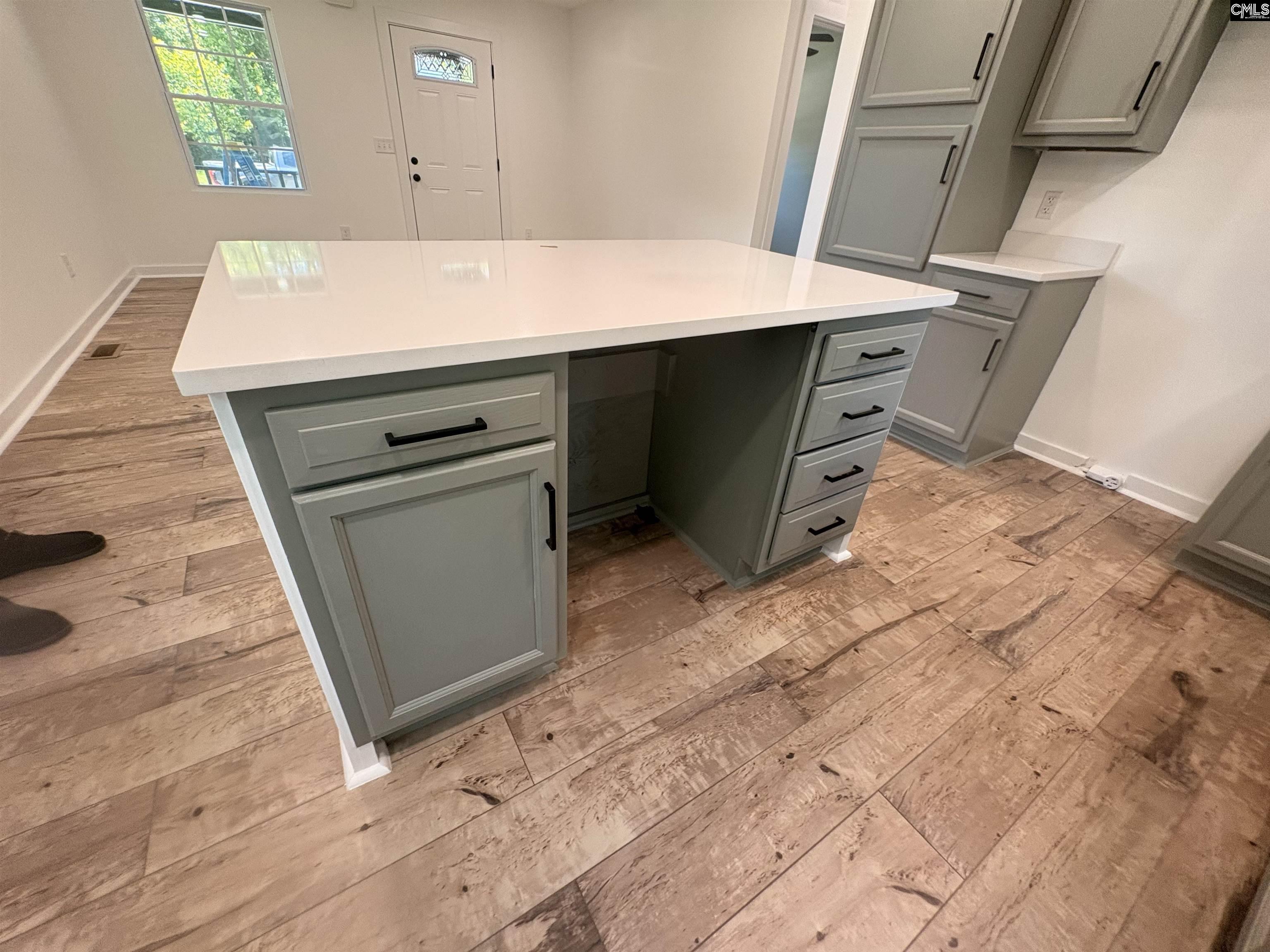 514 North Commander Street Florence, SC 29506 - Photo 6 of 9