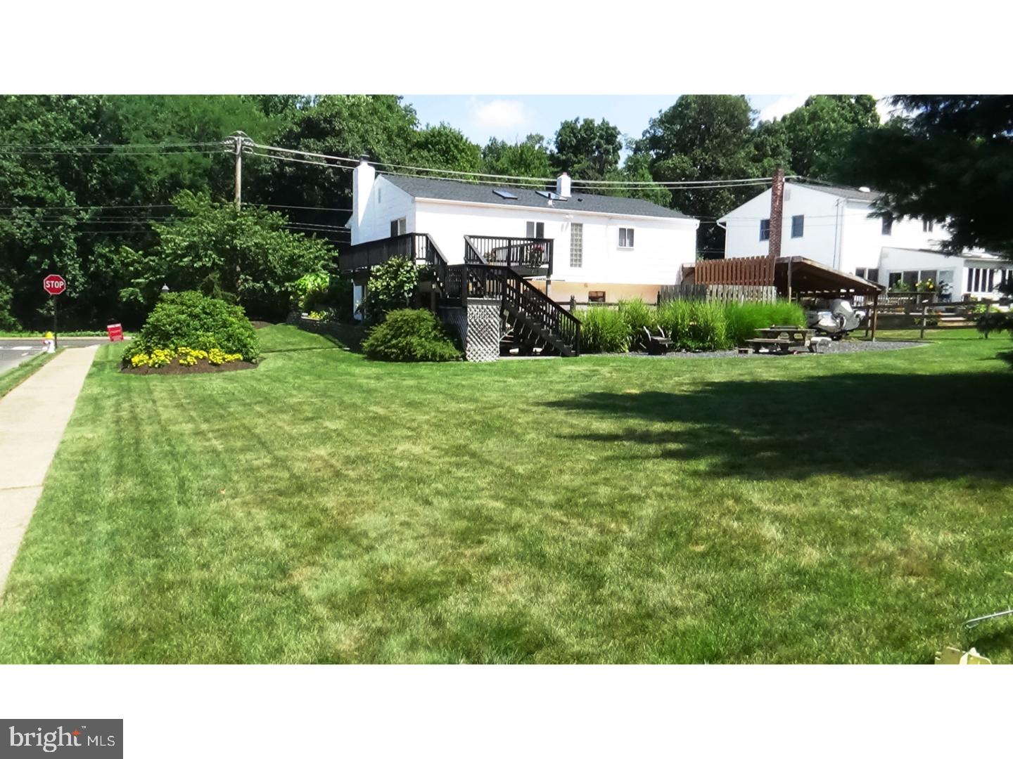 802 Knapp Road Lansdale, PA 19446 - Photo 5 of 18 Back Yard
