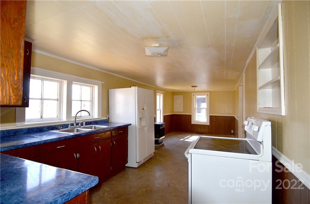 2999 Harmony Grove Road Nebo, NC 28761 - Photo 18 of 21 Gallery Image 18