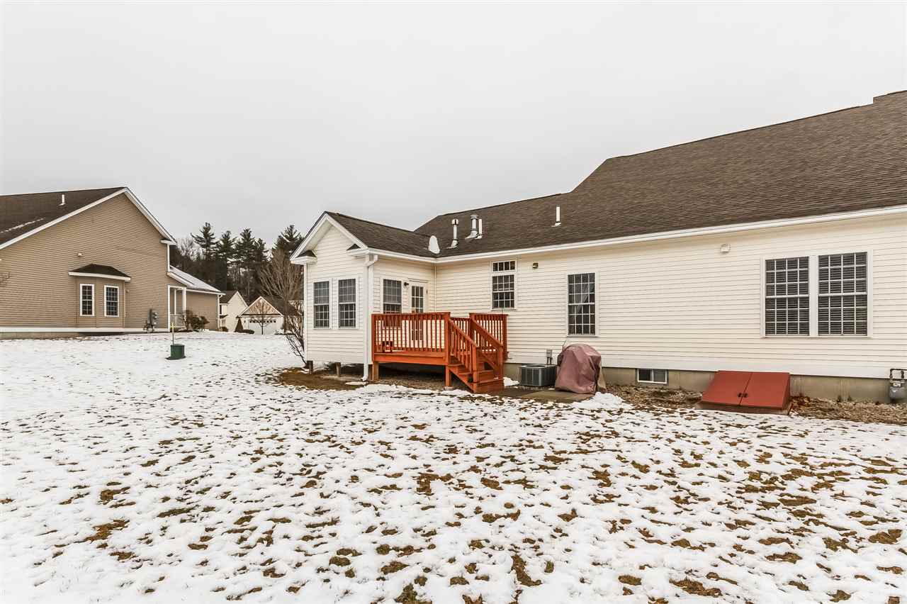 7 Old Stage Road Litchfield, NH 03052 - Photo 28 of 39