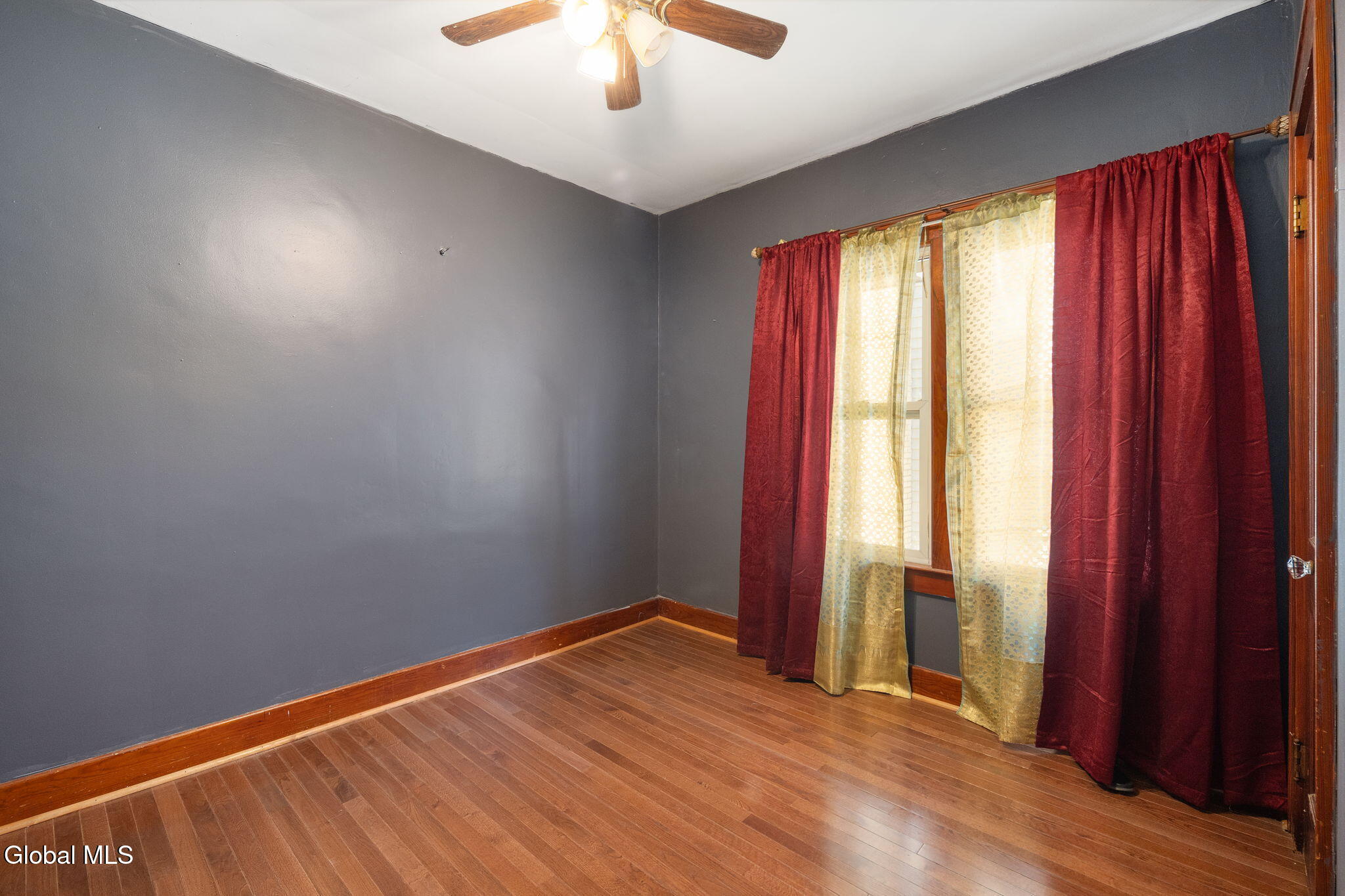 242 North Grand Street Cobleskill, NY 12043 - Photo 25 of 55 25-242NGrandSt_25