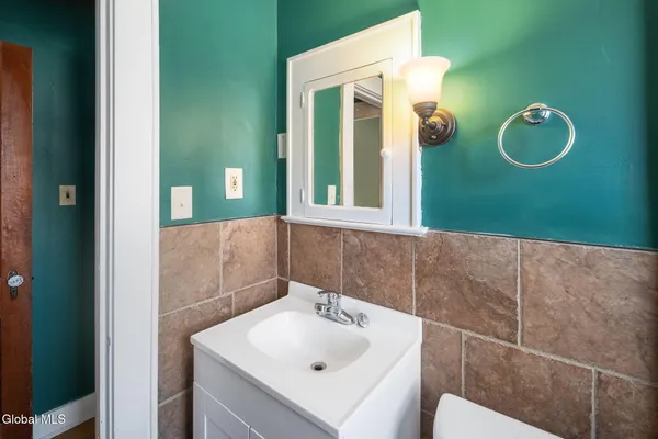 $254,900 | 242 North Grand Street, Cobleskill, NY 12043