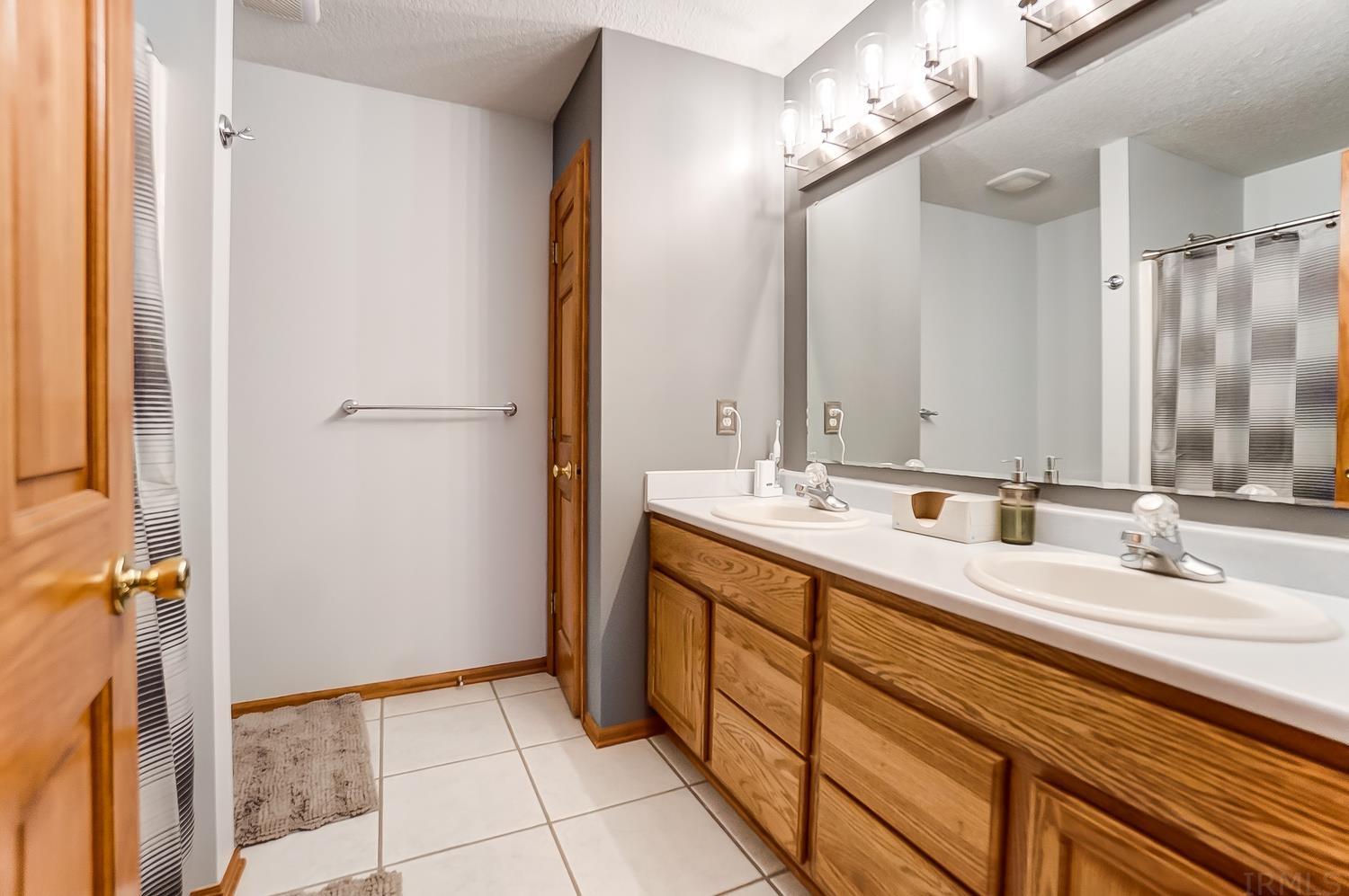 1301 Rambler Road Huntertown, IN 46748 - Photo 20 of 33 Gallery Image 20