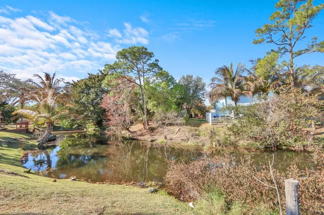 $599,000 | 8074 Southeast River Lane, Stuart, FL 34997