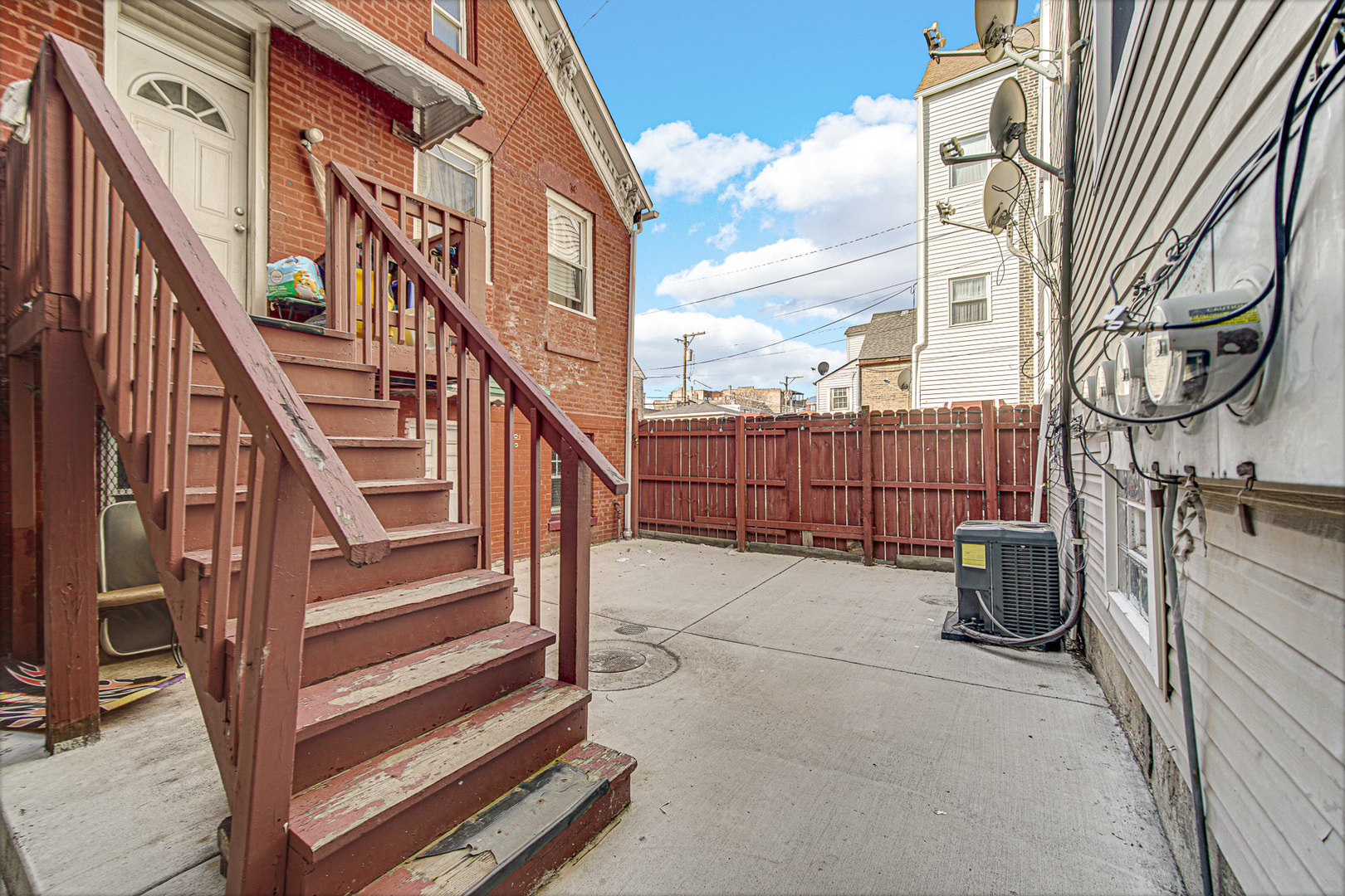 2623 West 21st Place Chicago, IL 60608 - Photo 27 of 29 a view of entryway with a front door