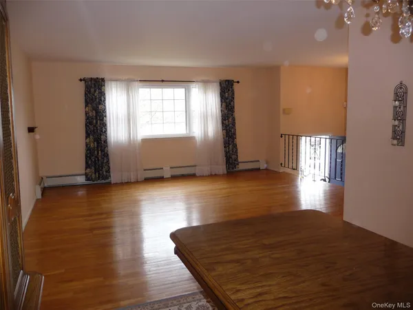 $3,400 | 1 Weather Vane Way, Middletown, NY 10940