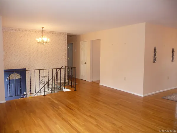 $3,400 | 1 Weather Vane Way, Middletown, NY 10940