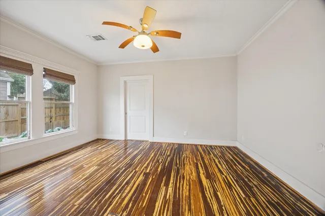 $525,000 | 1124 Dunbar Street, Houston, TX 77009