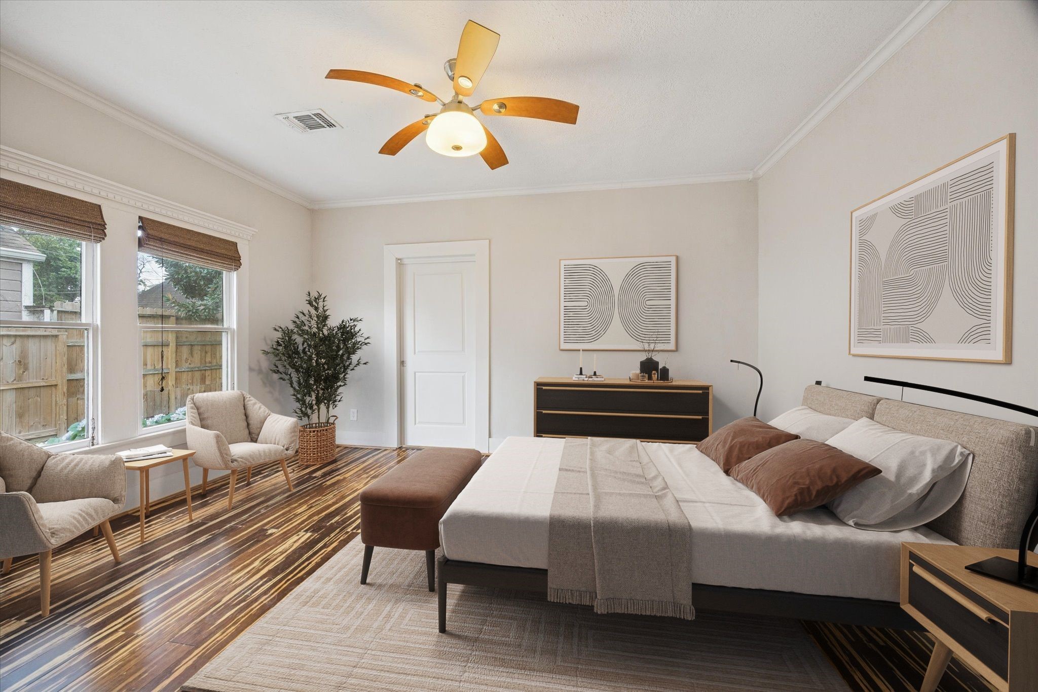 1124 Dunbar Street Houston, TX 77009 - Photo 16 of 21 Another angle of the primary bedroom *this photo is virtually staged*