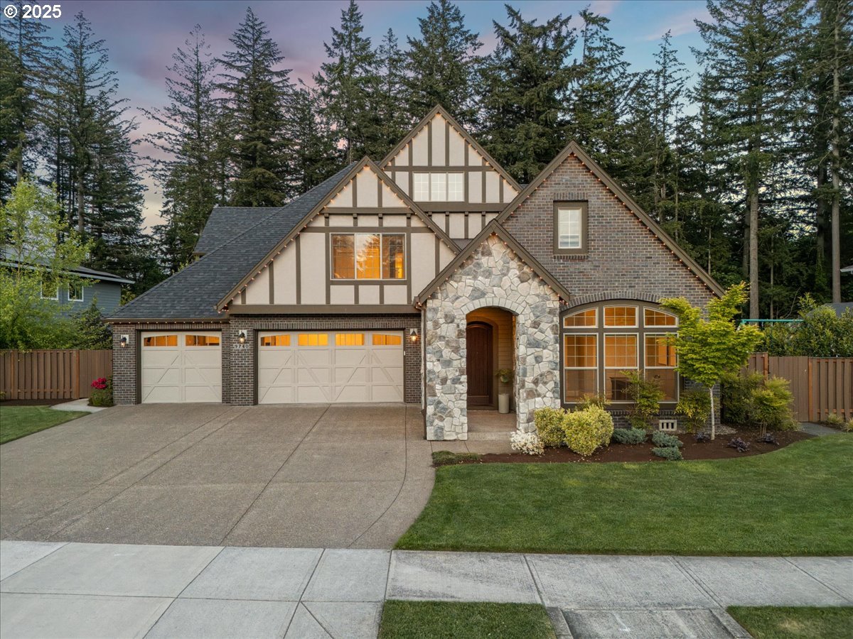 9740 Southeast Jeanne Road Happy Valley, OR 97086 - Photo 1 of 48 Gallery Image 1