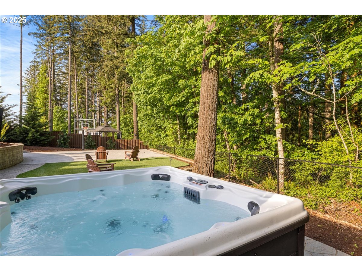 9740 Southeast Jeanne Road Happy Valley, OR 97086 - Photo 33 of 48 Hot Tub
