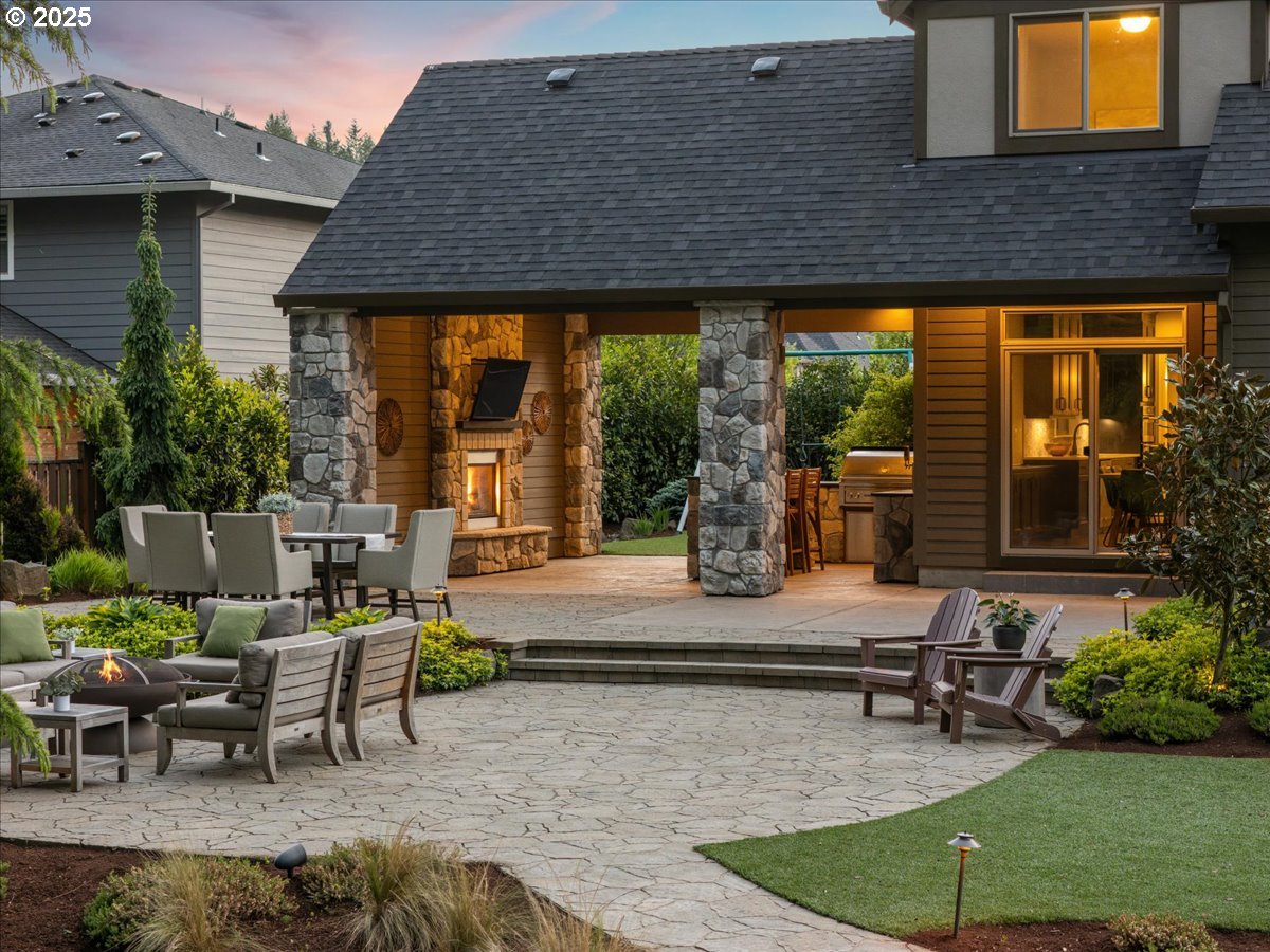 9740 Southeast Jeanne Road Happy Valley, OR 97086 - Photo 40 of 48 Backyard