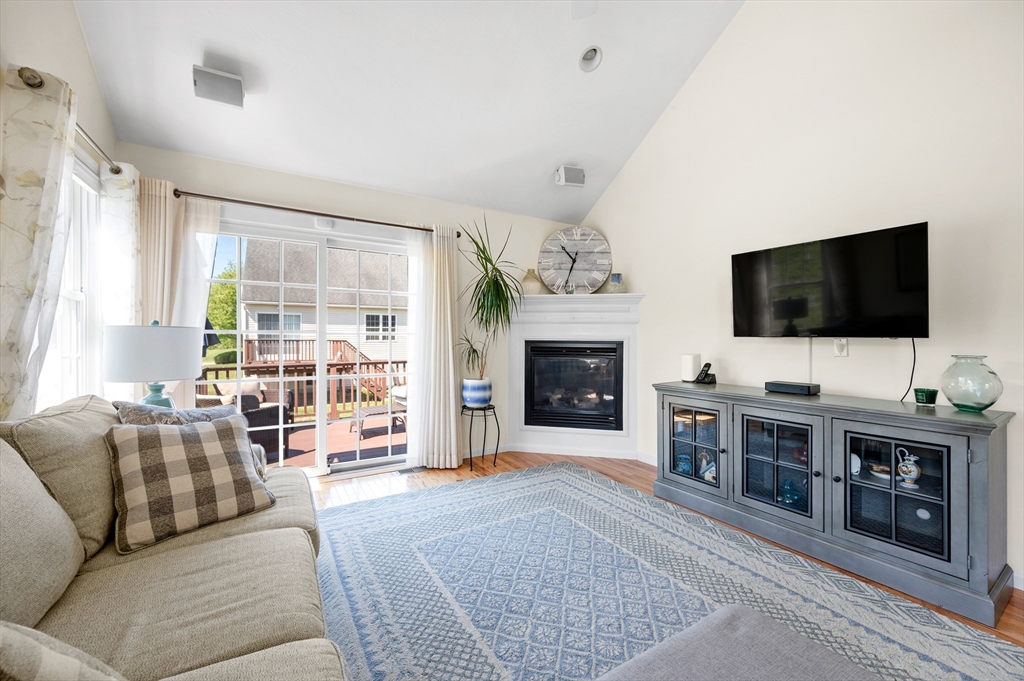 24 Fox Run Road, Unit 24 Blackstone, MA 01504 - Photo 29 of 32