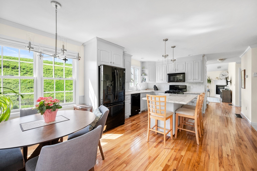 24 Fox Run Road, Unit 24 Blackstone, MA 01504 - Photo 6 of 32