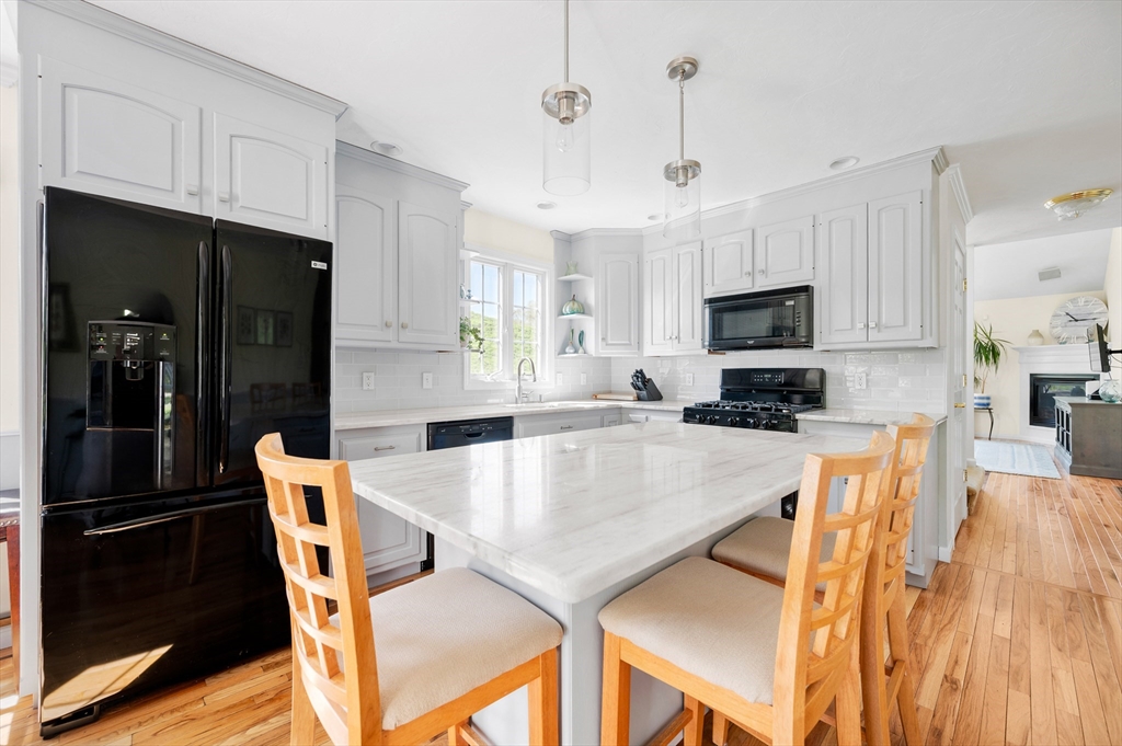 24 Fox Run Road, Unit 24 Blackstone, MA 01504 - Photo 8 of 32