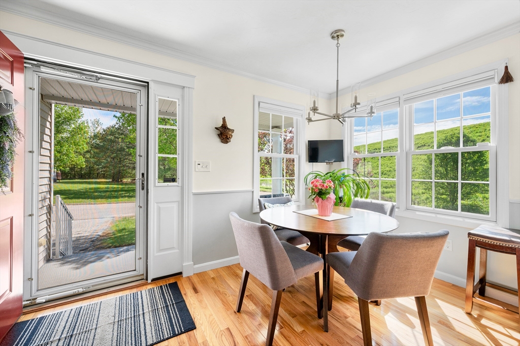 24 Fox Run Road, Unit 24 Blackstone, MA 01504 - Photo 9 of 32