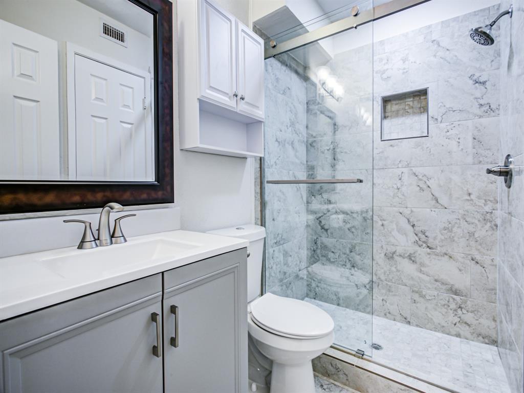 1701 Edgehill Road Benbrook, TX 76126 - Photo 8 of 12 Gallery Image 8