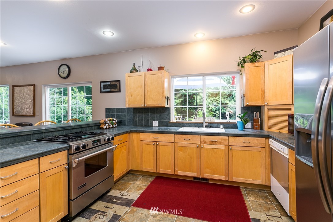 7 Rocky Ridge Drive Bellingham, WA 98229 - Photo 10 of 28 Gallery Image 10