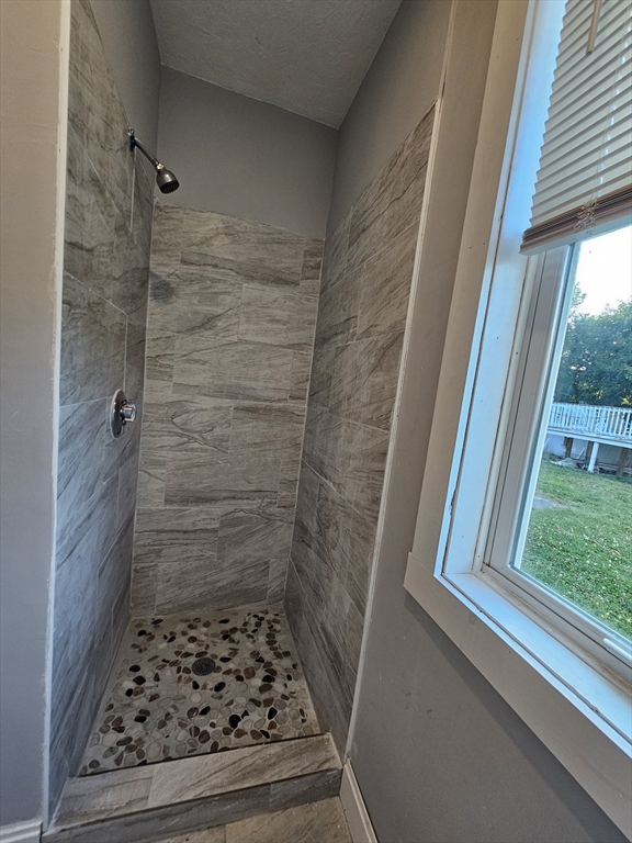 7 Cape Road, Unit B Mendon, MA 01756 - Photo 6 of 8