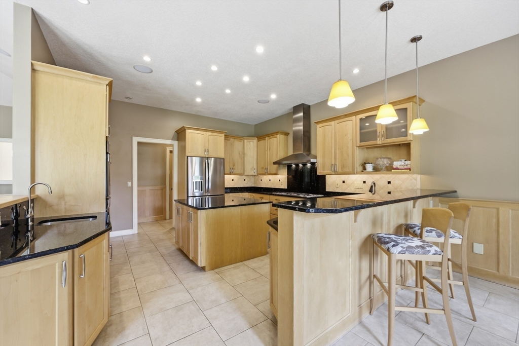 33 Labrie Lane Holyoke, MA 01040 - Photo 11 of 42