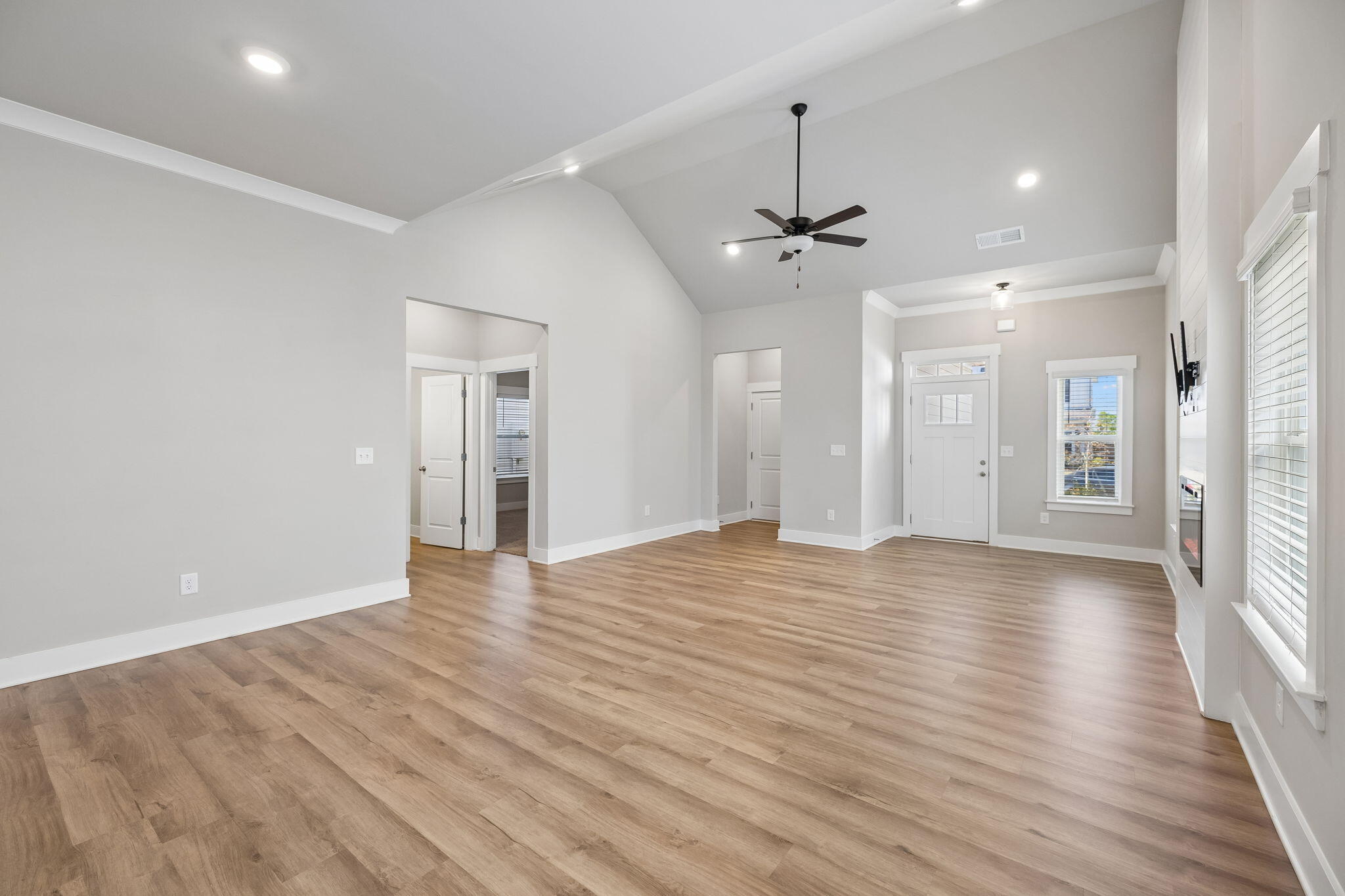 2085 Firelight Way Ooltewah, TN 37363 - Photo 12 of 46 7-2085 Firelight Wy Ooltewah - 007