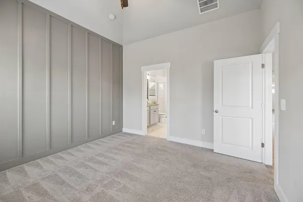 $2,350 | 2085 Firelight Way, Ooltewah, TN 37363