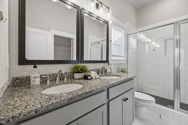 $2,350 | 2085 Firelight Way, Ooltewah, TN 37363